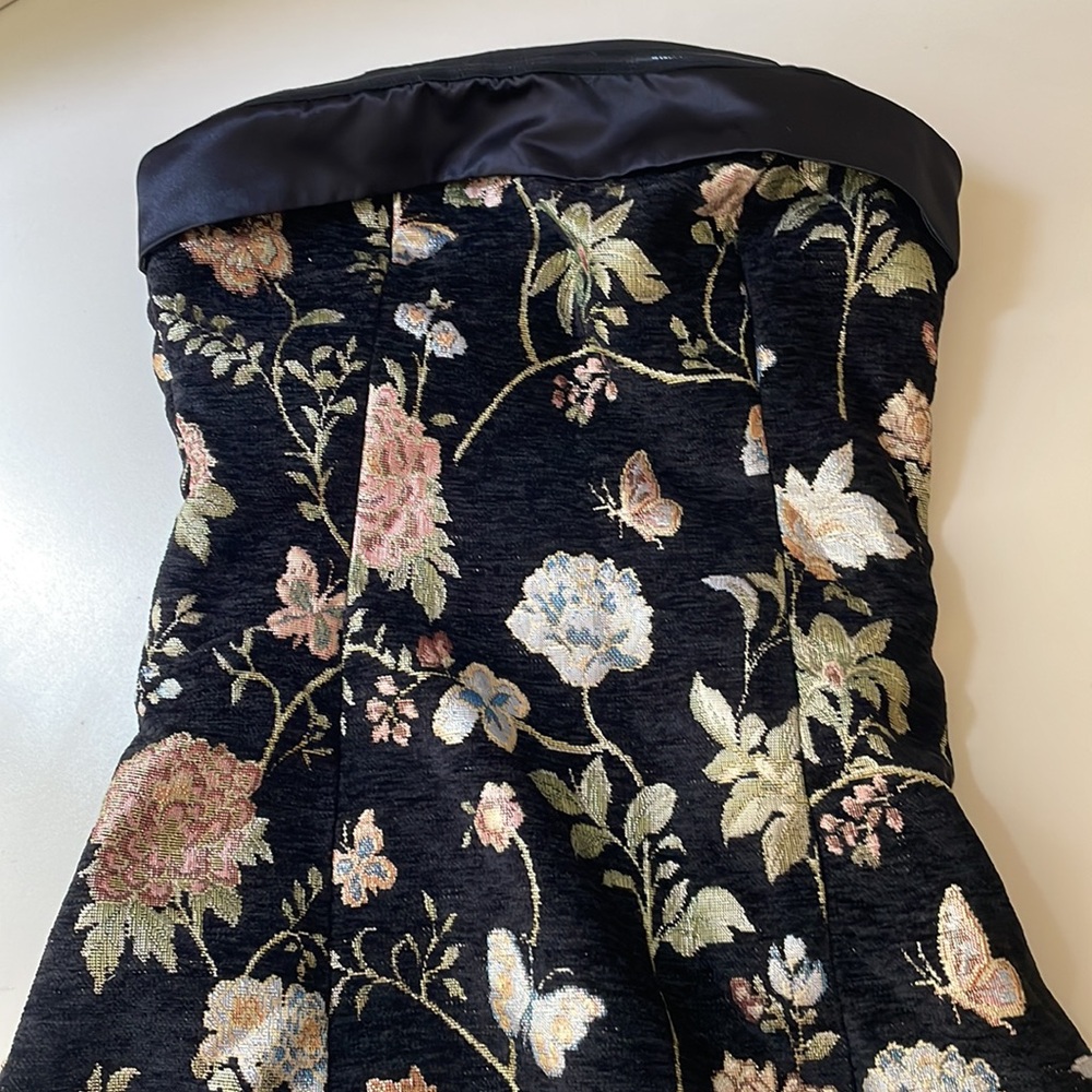 Black Floral Strapless Mini Dress - Picture 3 of 7